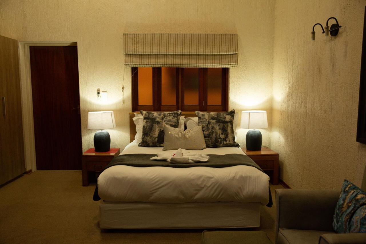 อินยามาทาน 227บี ครูเกอร์ พาร์ค ลอดจ์ Villa เฮซีวิว ภายนอก รูปภาพ